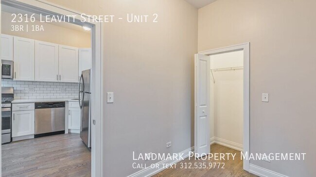 2316 S Leavitt St in Chicago, IL - Building Photo - Building Photo