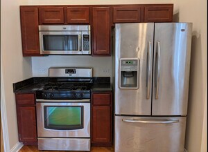 1100 W Taylor St in Chicago, IL - Building Photo - Building Photo