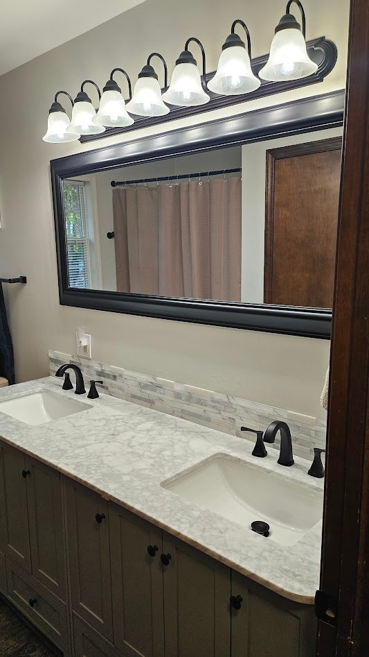 2406 Roxbury Rd in Janesville, WI - Building Photo - Building Photo