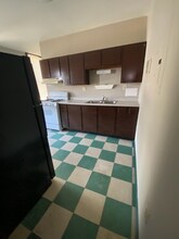 2454 River Rd in Cincinnati, OH - Foto de edificio - Building Photo