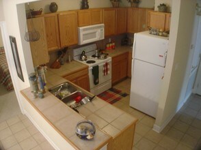 710 E Boyd Dr, Unit 403 in Baton Rouge, LA - Building Photo - Building Photo