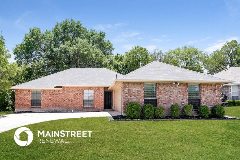 356 N Beltwoods Dr in Desoto, TX - Building Photo