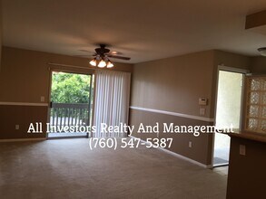 432 Edgehill Ln in Oceanside, CA - Building Photo - Building Photo
