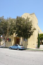 Mid Town Apartments in Los Angeles, CA - Building Photo - Building Photo