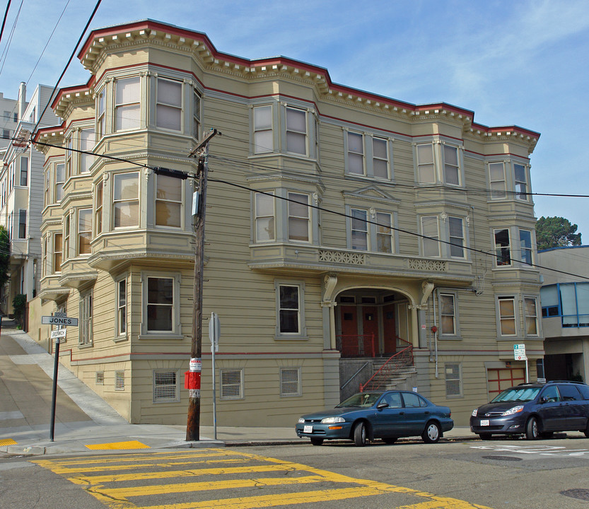 2201-2211 Jones St in San Francisco, CA - Building Photo