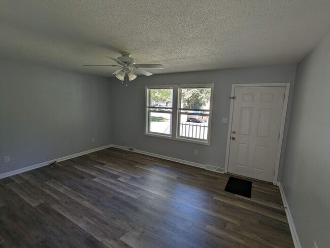 3499 Yorkland Dr in Hickory, NC - Building Photo - Building Photo