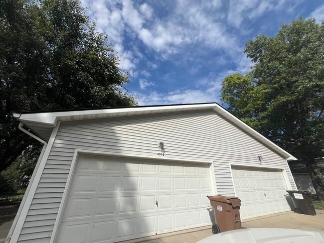 property at 3016 W St