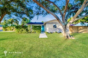 779 Lynndale St N in St. Petersburg, FL - Building Photo