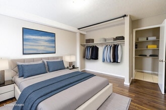Haddon Arms in Calgary, AB - Building Photo - Building Photo