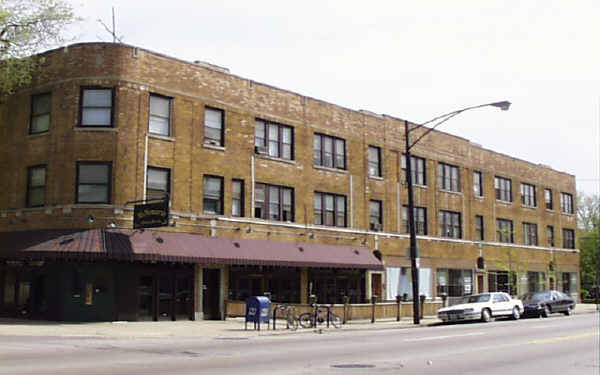 4314-4328 W Irving Park Rd in Chicago, IL - Building Photo