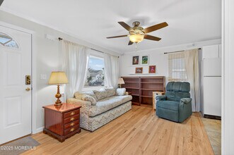 1114 6th Ave in Wall Township, NJ - Building Photo - Building Photo