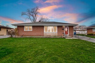 944 N Jay Ave in Griffith, IN - Building Photo