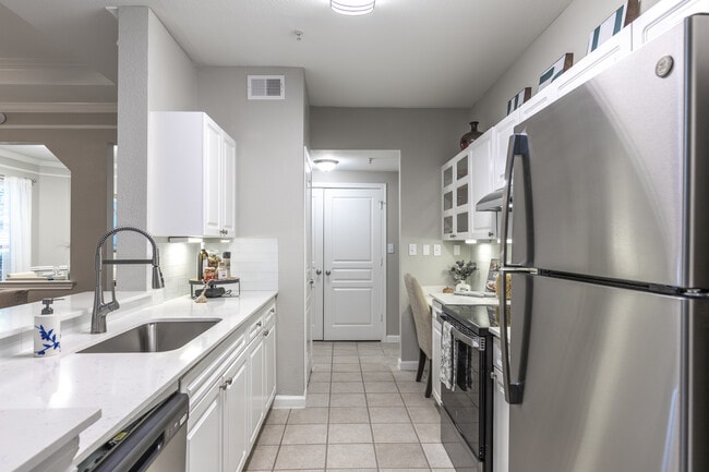 The Point At Deerfield Apartments in Plano, TX - Foto de edificio - Interior Photo