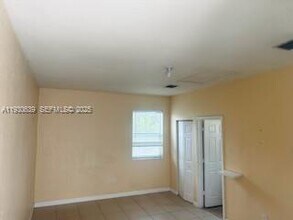 9572 SW 169th Pl in Miami, FL - Building Photo - Building Photo