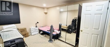 43 Blue Lagoon Ct in Toronto, ON - Building Photo - Building Photo