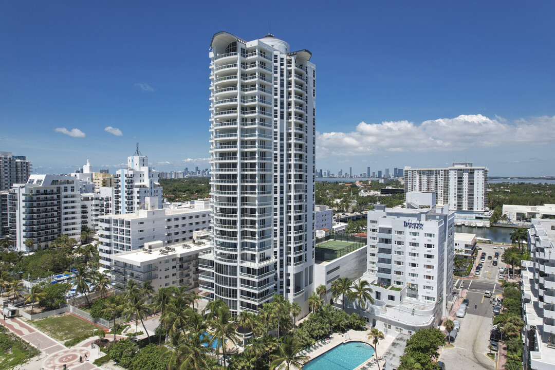 La Tour in Miami Beach, FL - Building Photo