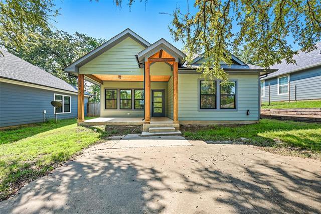property at 610 E Texas St