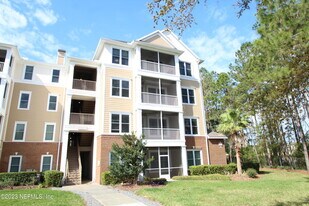 13364 Beach Blvd in Jacksonville, FL - Building Photo