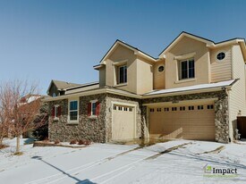 10862 Glengate Cir in Littleton, CO - Building Photo