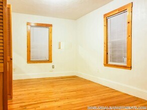 4041 Washington St, Unit 2 in Boston, MA - Foto de edificio - Building Photo