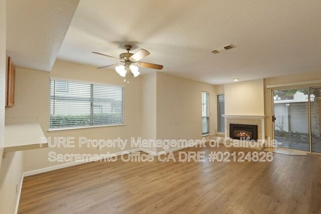 9200 Madison Green Ln in Orangevale, CA - Building Photo - Building Photo