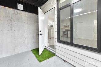 11859-11892 92 Ave in Delta, BC - Building Photo - Building Photo