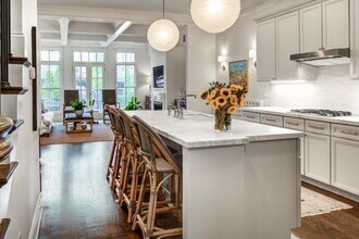 45 Honour Ave NW in Atlanta, GA - Building Photo - Building Photo