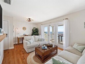 5102 Coquina Key Dr SE in St. Petersburg, FL - Building Photo - Building Photo