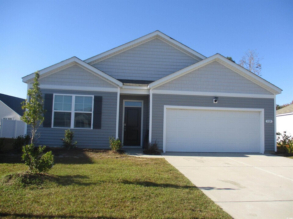 1128 Sennema Cir in Myrtle Beach, SC - Building Photo