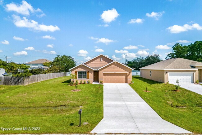 2309 Jupiter Blvd SW in Palm Bay, FL - Building Photo - Building Photo