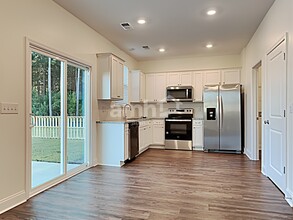 323 Azore Way in Summerville, SC - Building Photo - Building Photo