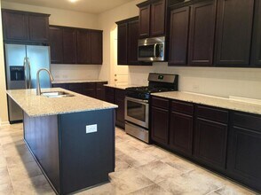 7721 W Pelican Lks Ave in Baton Rouge, LA - Building Photo - Building Photo