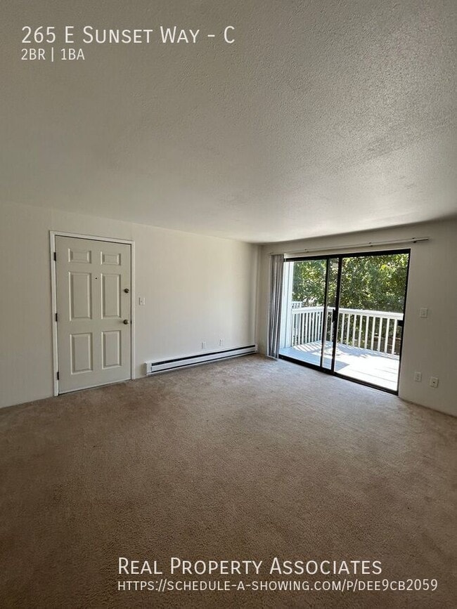 265 E Sunset Way in Issaquah, WA - Building Photo - Building Photo