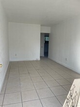 745 NW 58th St in Miami, FL - Building Photo - Building Photo