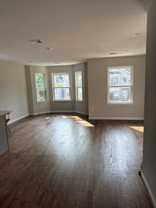 224 S 6th St in Newark, NJ - Building Photo