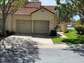 1340 El Lazo Ct in Camarillo, CA - Building Photo
