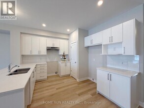 1061 Acoustic Wy in Ottawa, ON - Building Photo - Building Photo