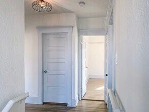 1386 W 38th St, Unit 1386 in Los Angeles, CA - Foto de edificio - Building Photo