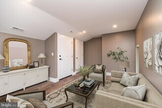 4844 Old Easton Rd in Doylestown, PA - Building Photo - Building Photo