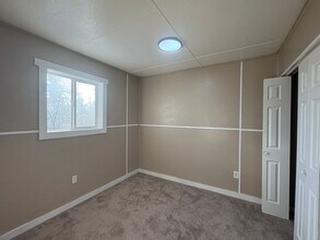 2335 Maria St in Fairbanks, AK - Building Photo - Building Photo