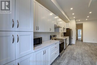 620 Bathurst St in Toronto, ON - Building Photo - Building Photo