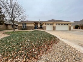 2508 Fairway Terrace in Clovis, NM - Building Photo