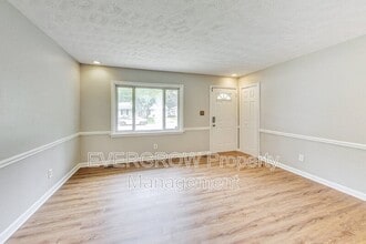 3962 Strathmore Dr in Indianapolis, IN - Building Photo - Building Photo