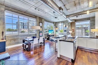 410 NW 1st Ave in Fort Lauderdale, FL - Building Photo - Building Photo