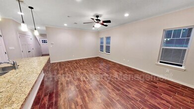 1202 Oney Hervey Dr in College Station, TX - Building Photo - Building Photo