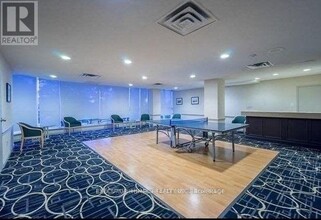 1-2091 Greystone Walk Dr in Toronto, ON - Building Photo - Building Photo