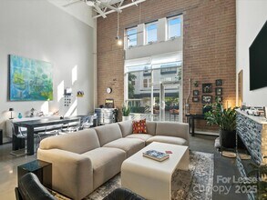 915 Westmere Ave in Charlotte, NC - Building Photo - Building Photo