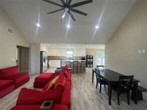 2750 Cabaniss Ln in Weatherford, TX - Building Photo - Building Photo