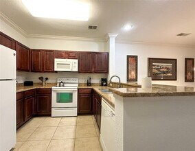 1351 Tuscan Terrace in Davenport, FL - Building Photo - Building Photo