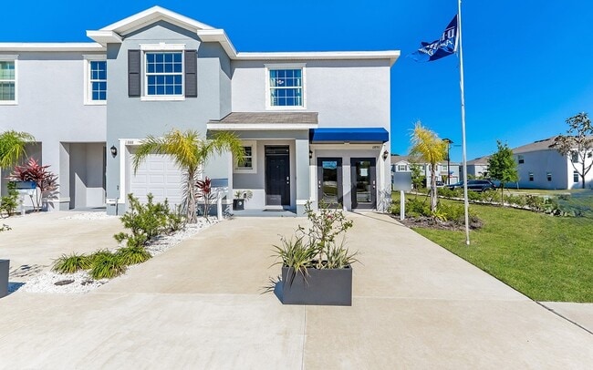 property at 11890 Mountain Retreat Ln